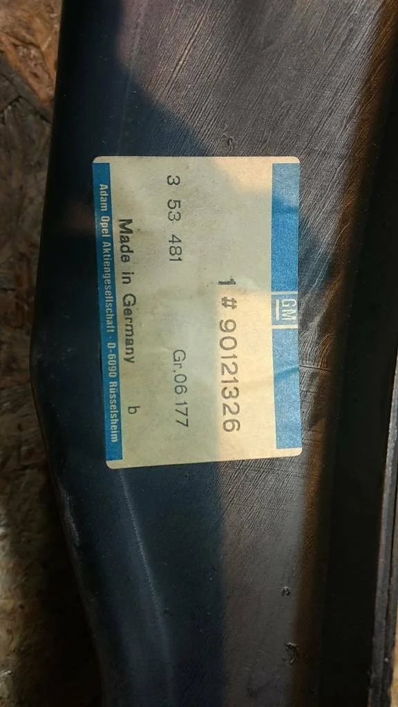 Original GM Opel Träger Lenker rechts Ascona C 81-88 NEU