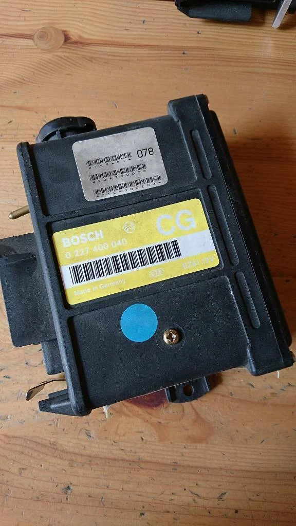 Omega A 18NV Steuergerät Zündung neu original GM - General Motors