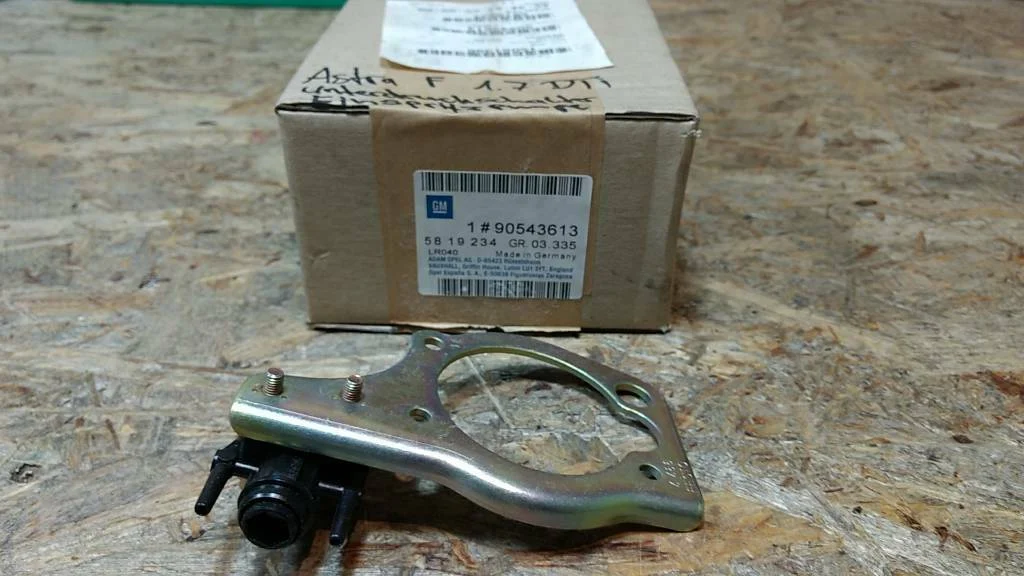 Original GM Opel Astra F Unterdruckschalter Einspritzpumpe NEU - General Motors
