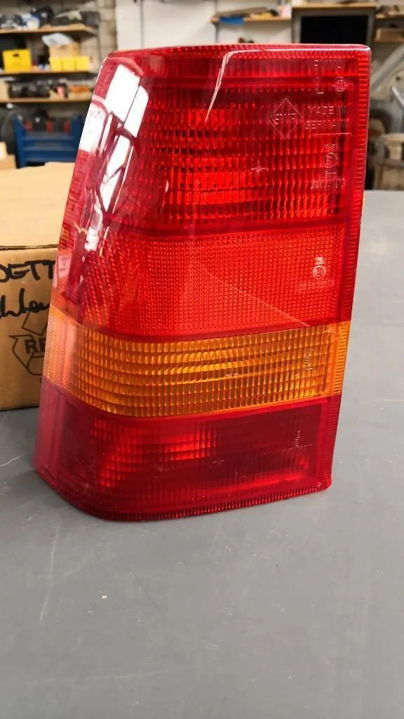 Opel Kadett E Rückleuchte Links Neu Original GM - General Motors