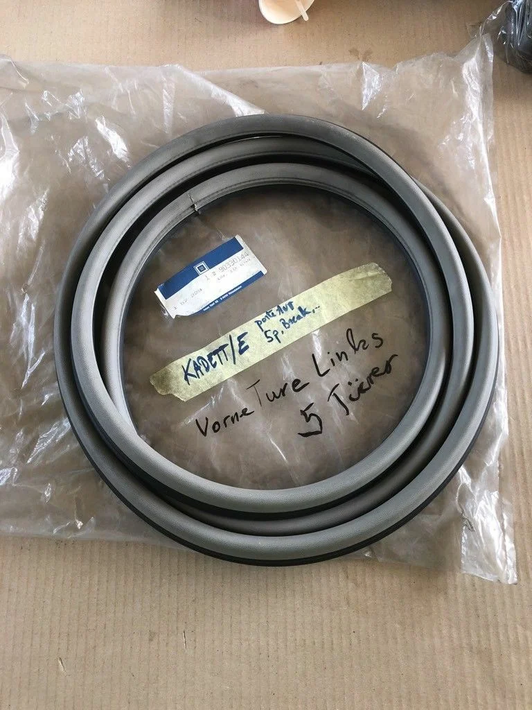 Original GM Opel Kadett E Dichtung Türe vorne links *NEU* - General Motors