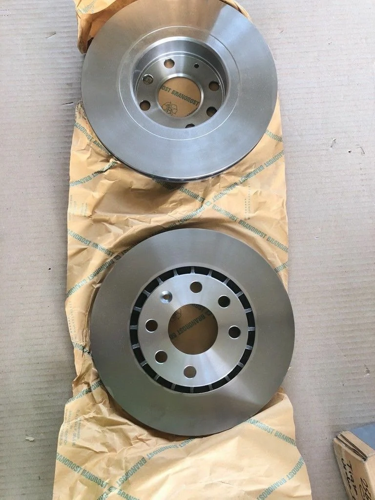 Original GM Opel Bremsscheiben Corsa B 1,6 GSI NEU - General Motors