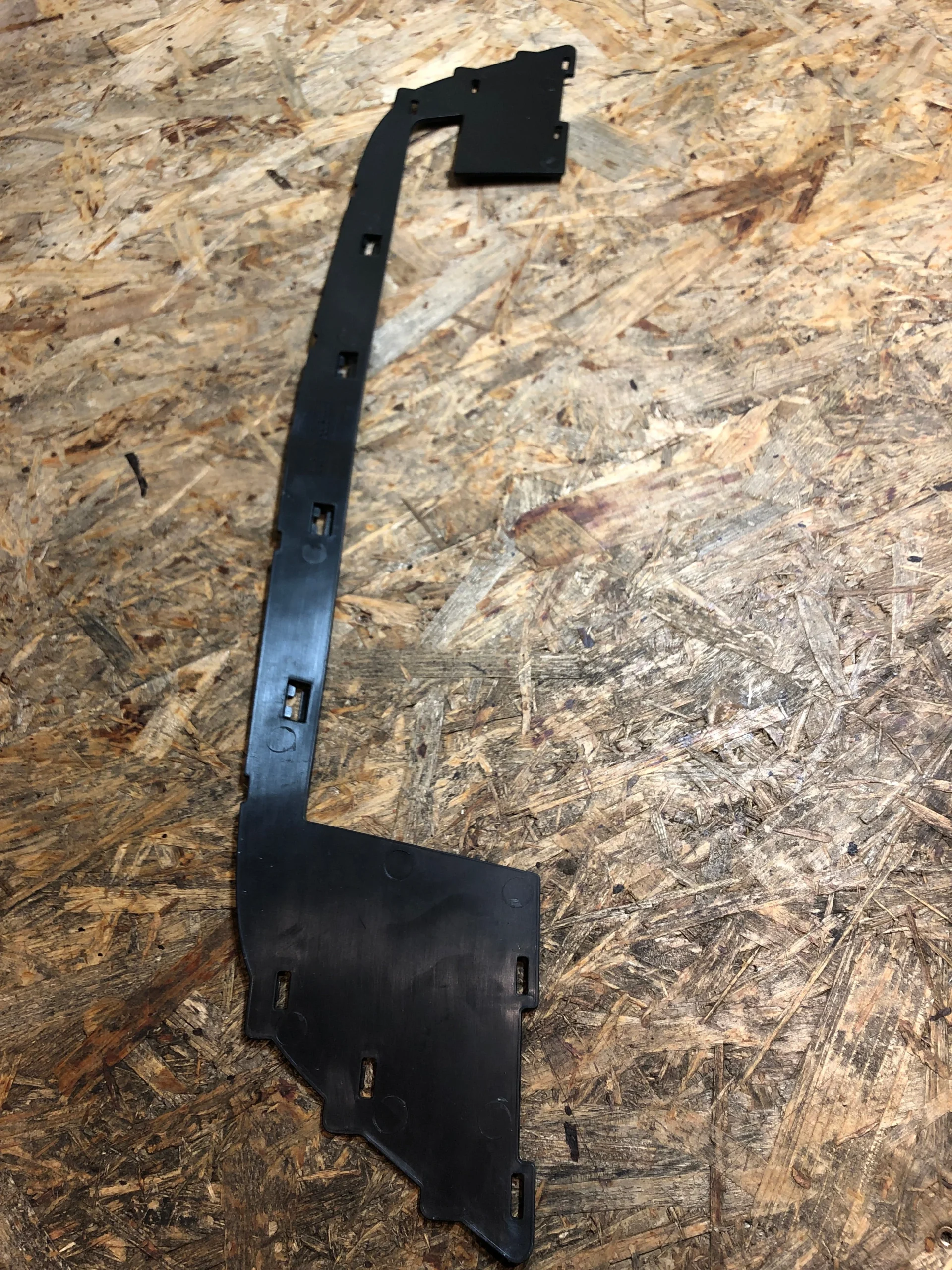 Original Opel Corsa D Rahmen Stoßfänger Lüftungsgitter vorne - General Motors