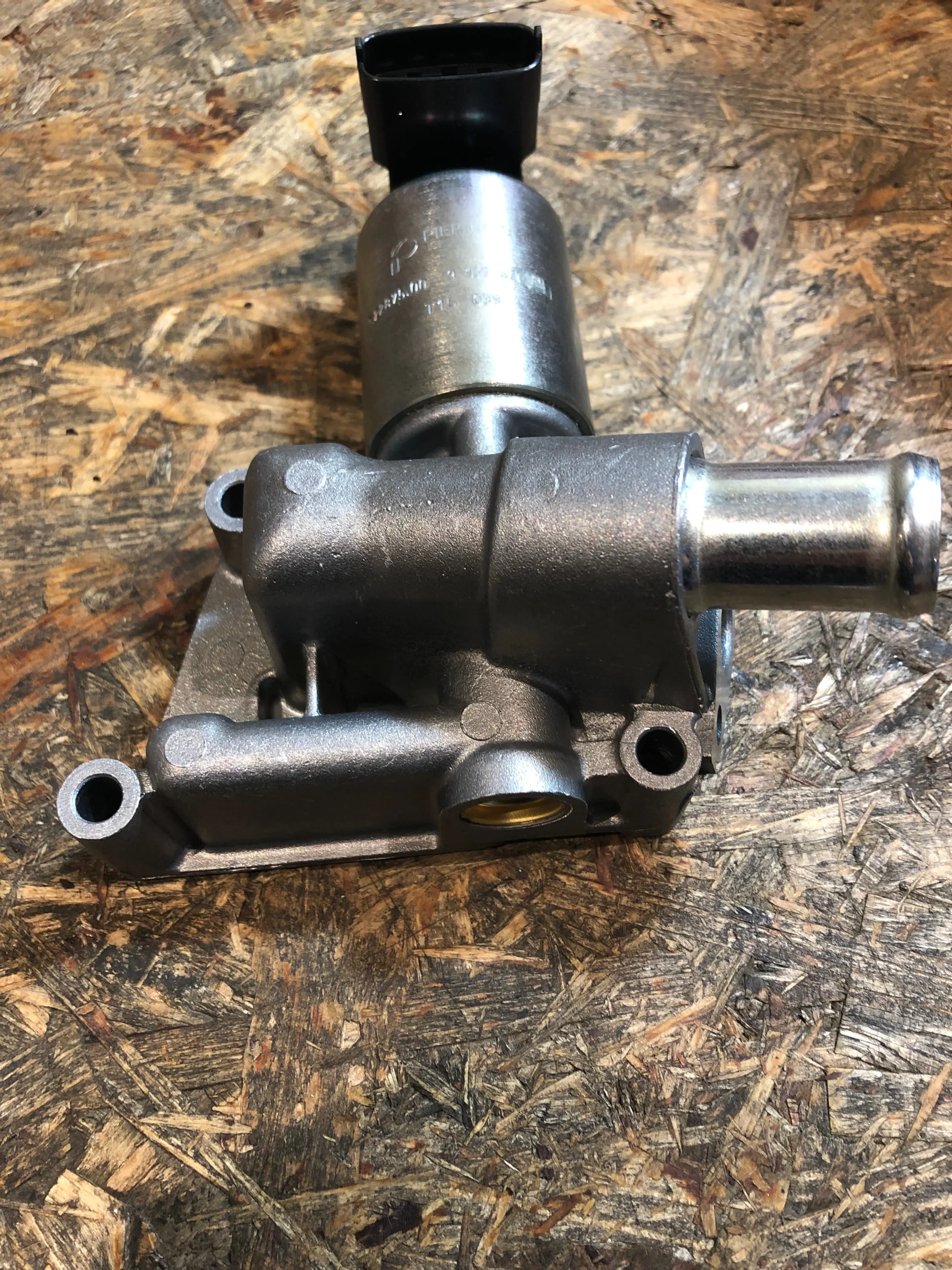 Original Opel Agila A Astra G H Corsa C AGR Ventil Neu - General Motors